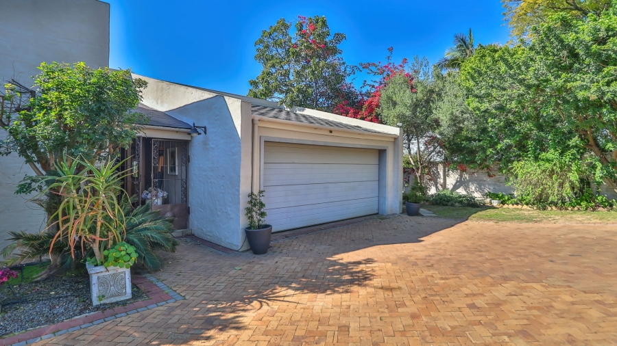 4 Bedroom Property for Sale in Groenvlei Western Cape